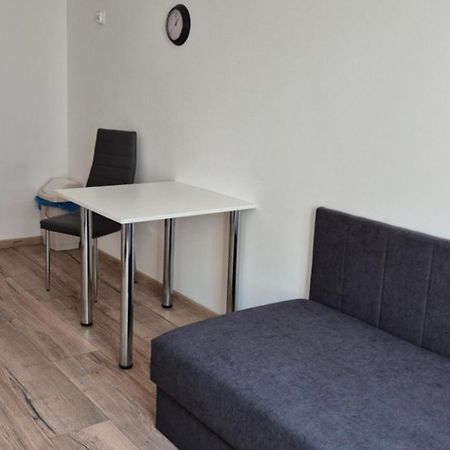 Hostel Tulip - Pokój 1 ze wspólną łazienką i kuchnią Szczecin Zewnętrze zdjęcie