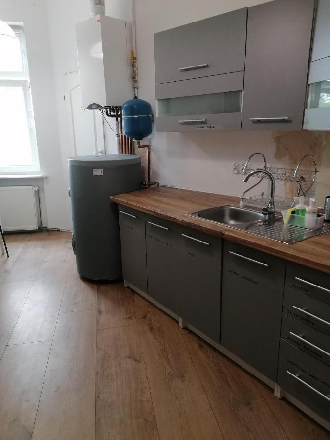 Hostel Tulip - Pokój 1 ze wspólną łazienką i kuchnią Szczecin Zewnętrze zdjęcie