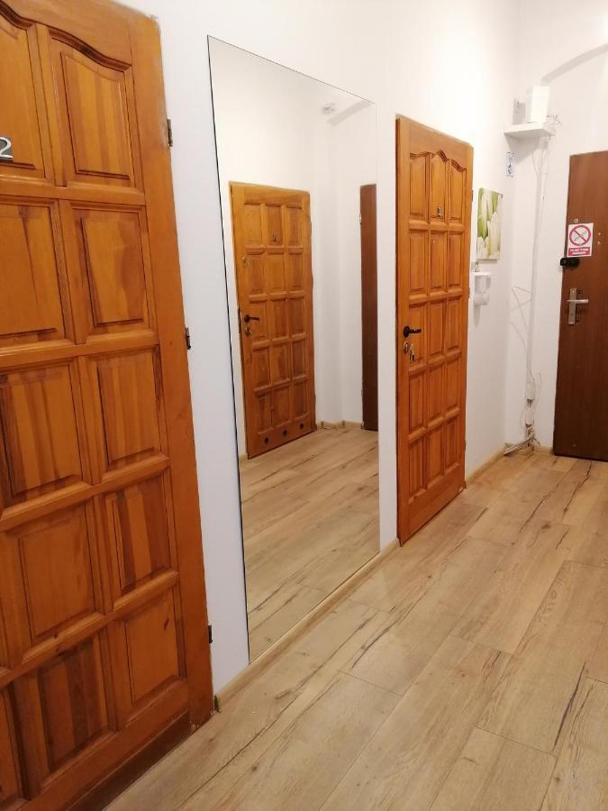 Hostel Tulip - Pokój 1 ze wspólną łazienką i kuchnią Szczecin Zewnętrze zdjęcie