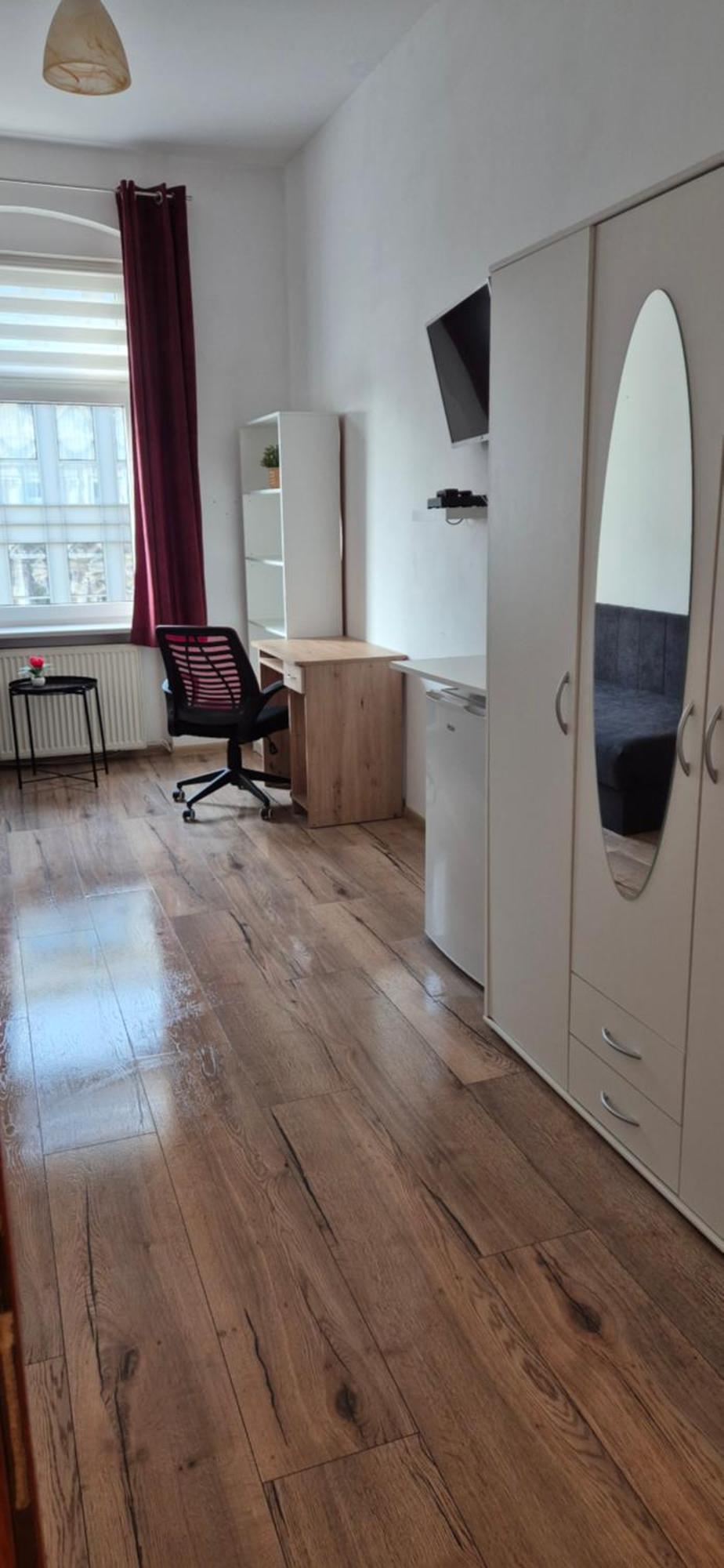 Hostel Tulip - Pokój 1 ze wspólną łazienką i kuchnią Szczecin Zewnętrze zdjęcie